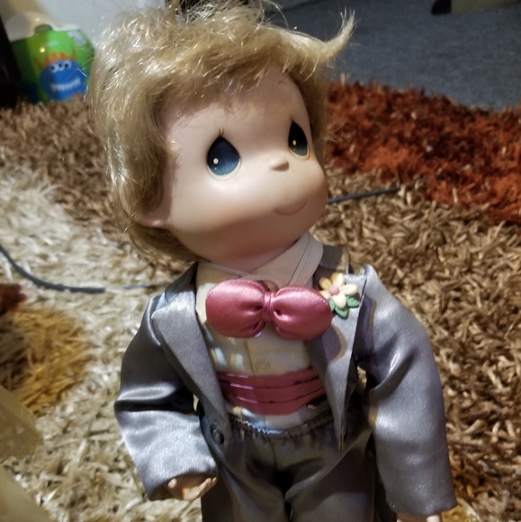 Collectables - Picture 3 of 5